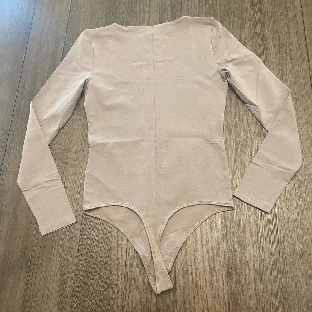 NWT Abercrombie & Fitch Bodysuit Soft A&F Collection Size Medium 0078 - Picture 5 of 5